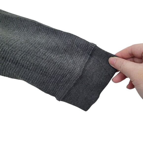 2/$20 Eddie Bauer Plain Grey Crewneck Sweatshirt Top Size: Small - Picture 7 of 9